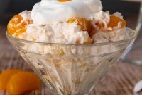 Old-Fashioned Orange Cottage Cheese Jell-O Cloud