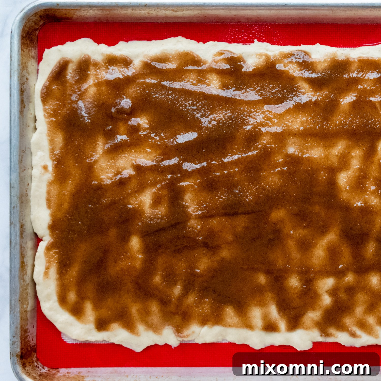 the cinnamon filling spread on.